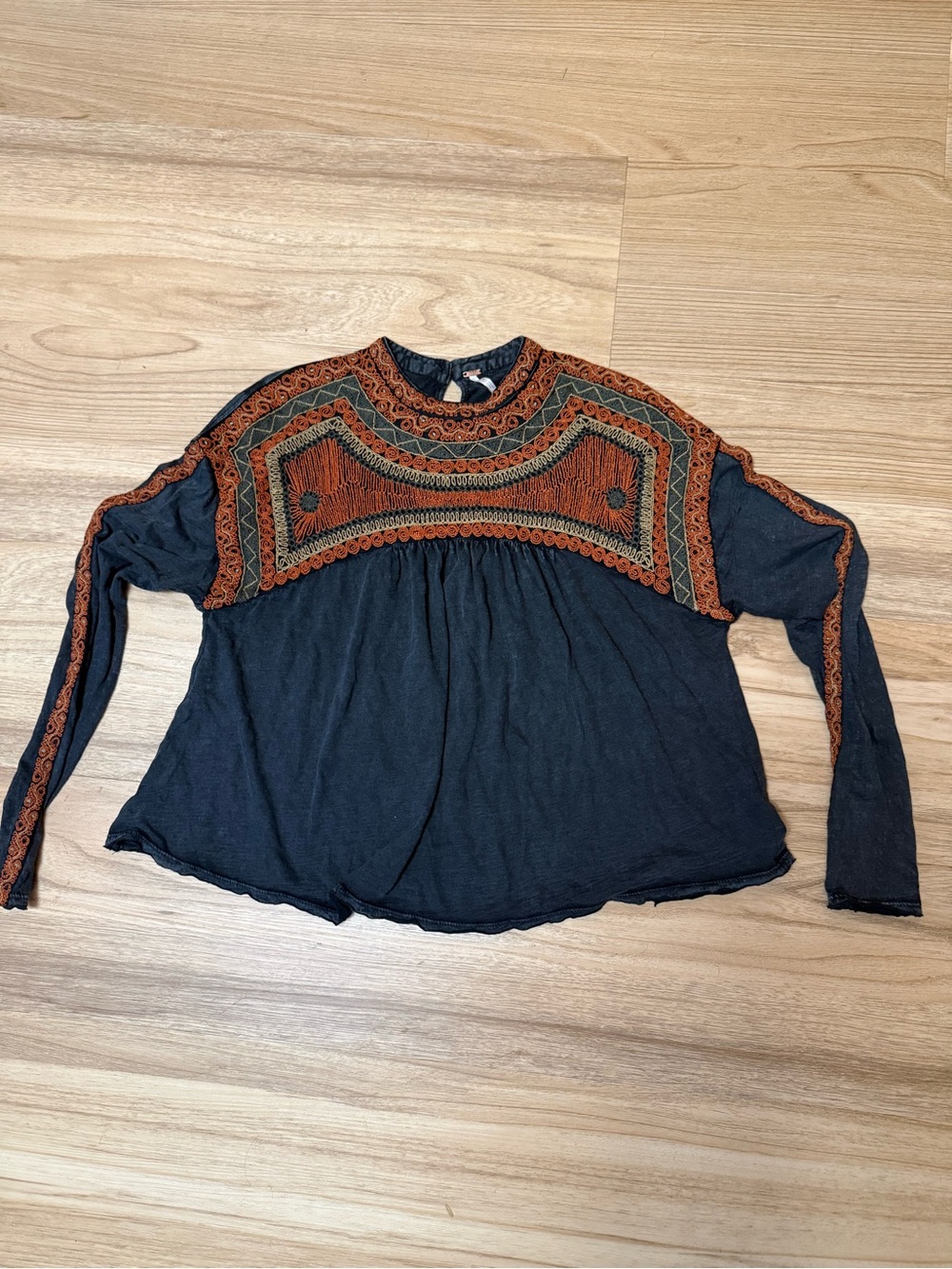 Free People Small Embroidered Bunny Top Long Sleeve Witchy Indie Folk Gypsy
